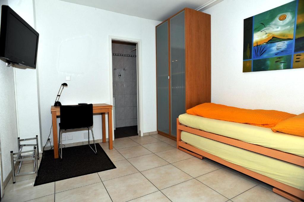 Niros Bed & Breakfast Basel Room photo