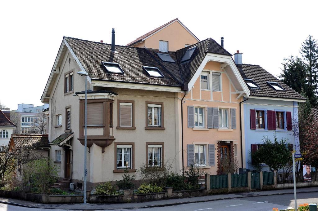 Niros Bed & Breakfast Basel Exterior photo